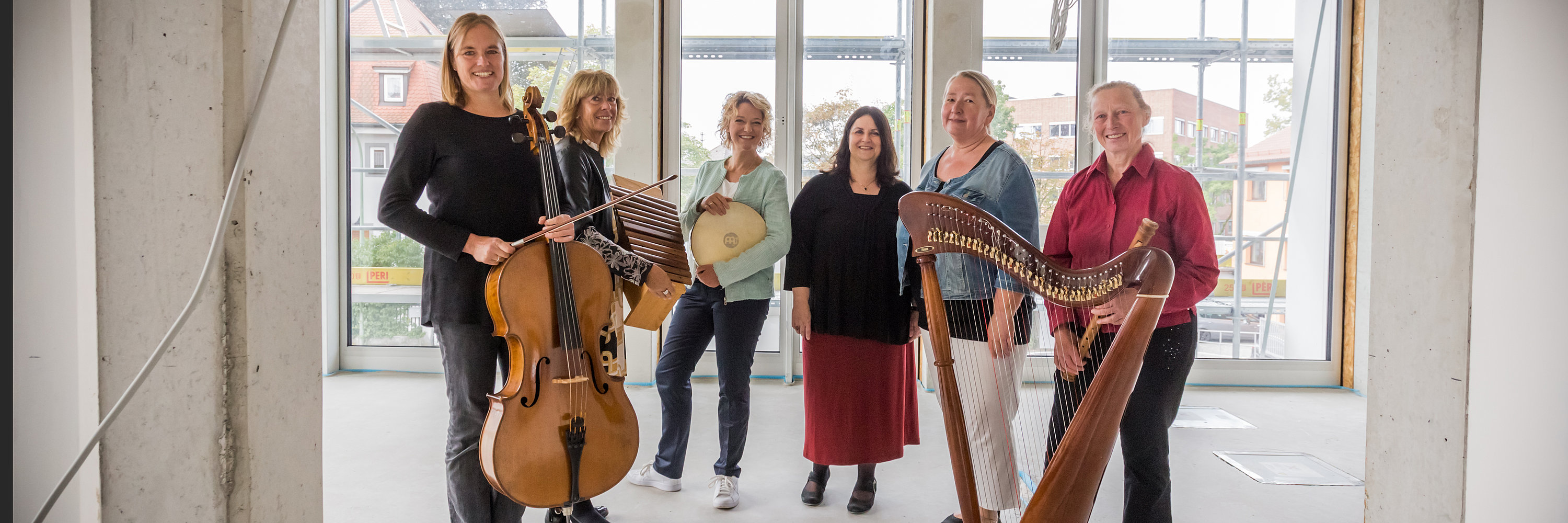 Lehrerinnen der Musikschule. Foto: Philipp Röger für die Stadt Günzburg